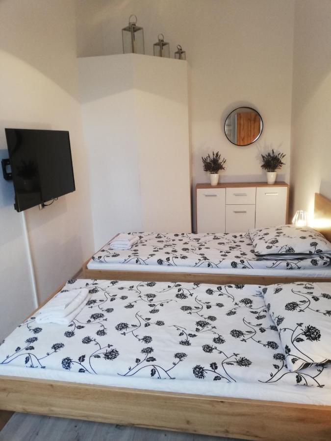 Apartment Centrum 1 & 2 *